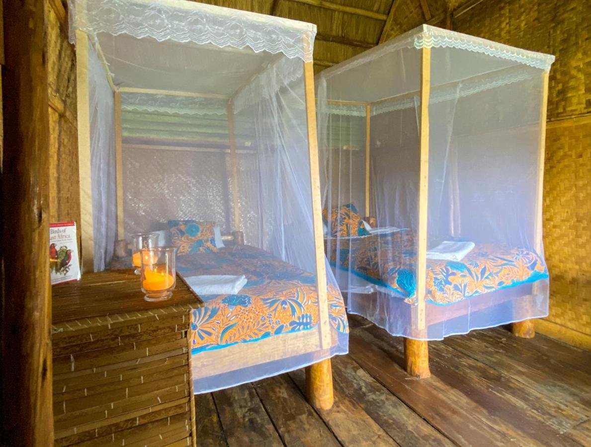 Mwamba Kelele Lodge Fort Portal Esterno foto