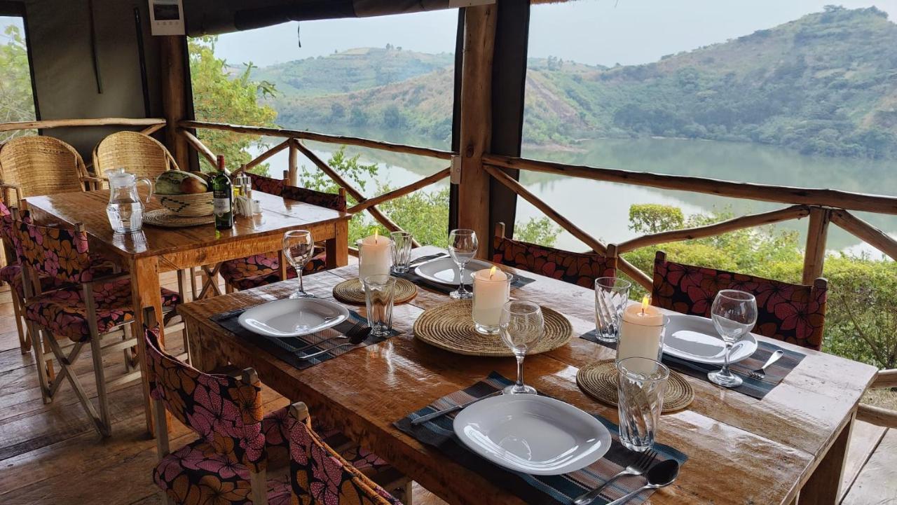Mwamba Kelele Lodge Fort Portal Esterno foto