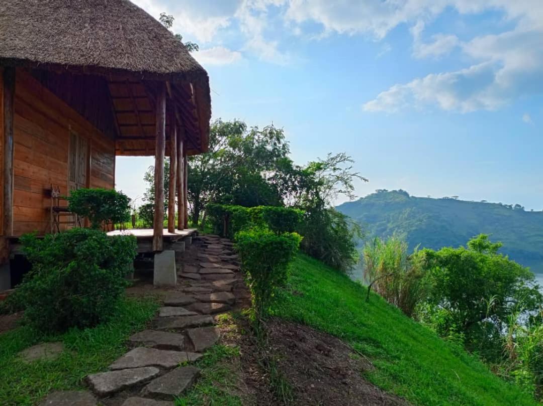 Mwamba Kelele Lodge Fort Portal Esterno foto