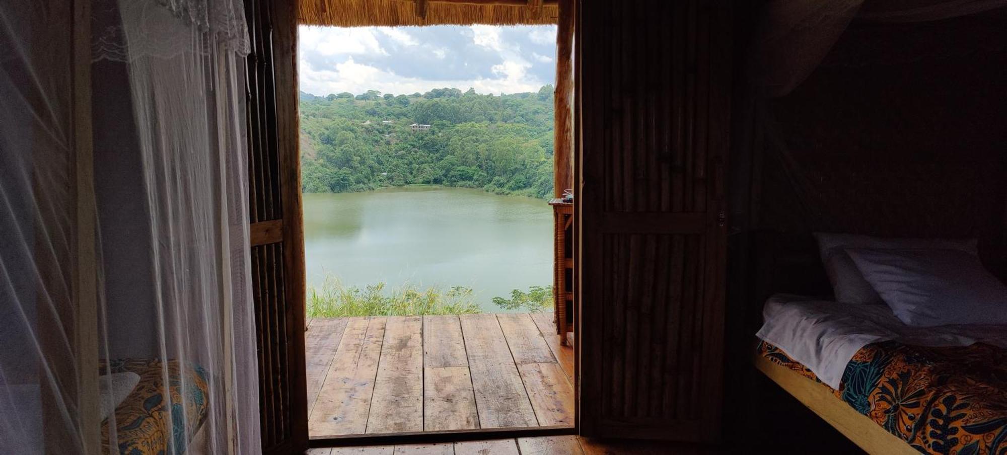 Mwamba Kelele Lodge Fort Portal Esterno foto
